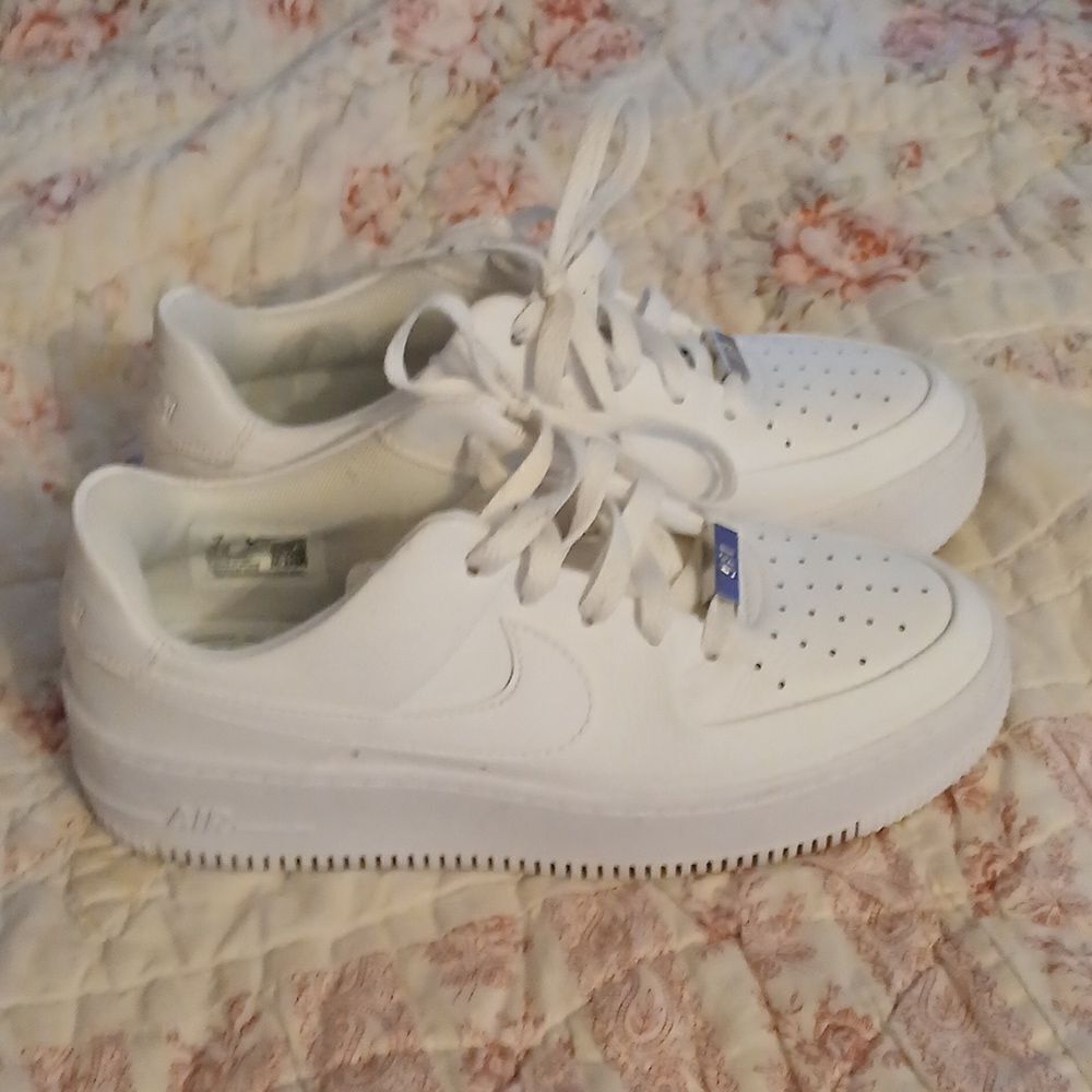Nike  